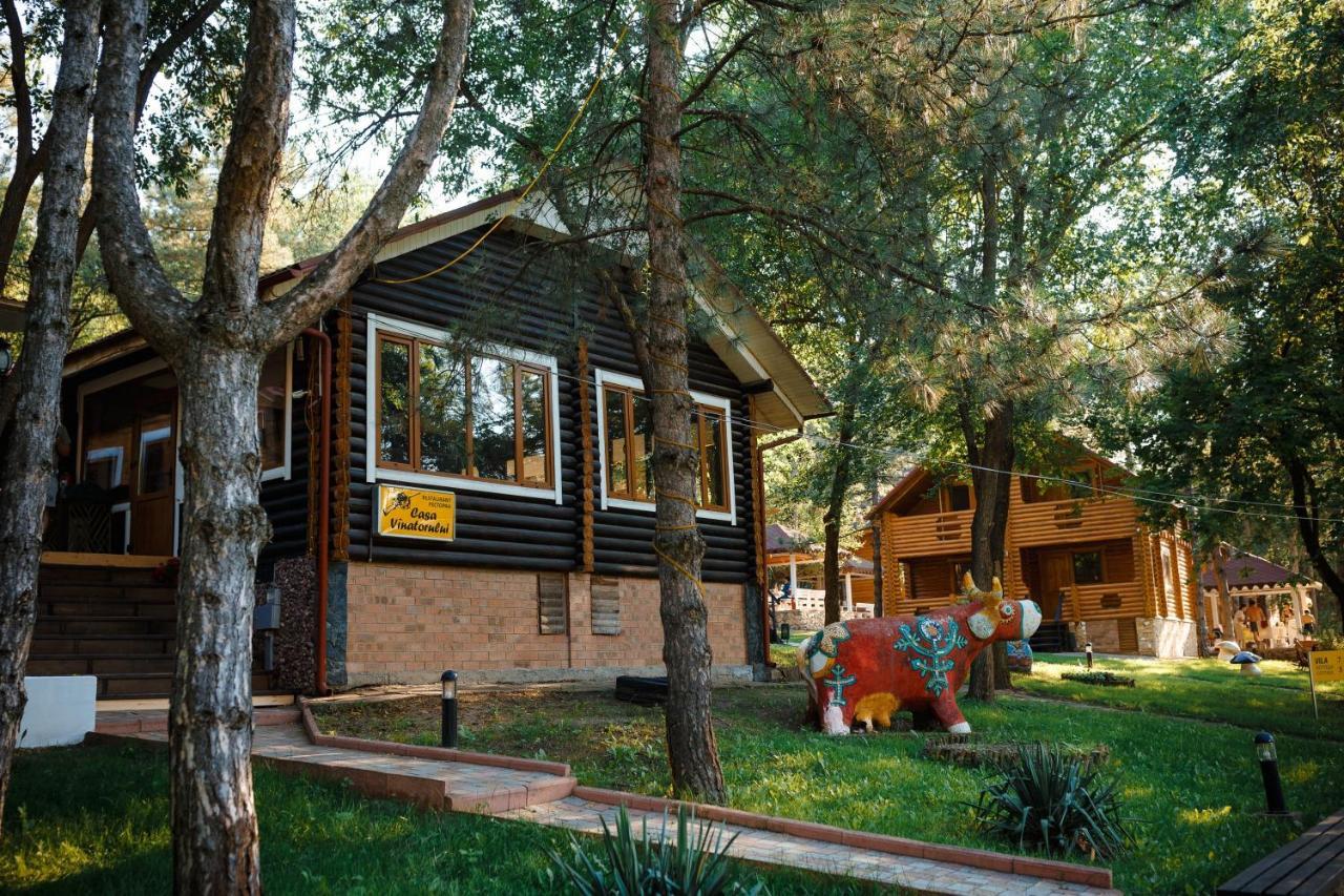 Sky Land Camping & Resort Cricova Esterno foto
