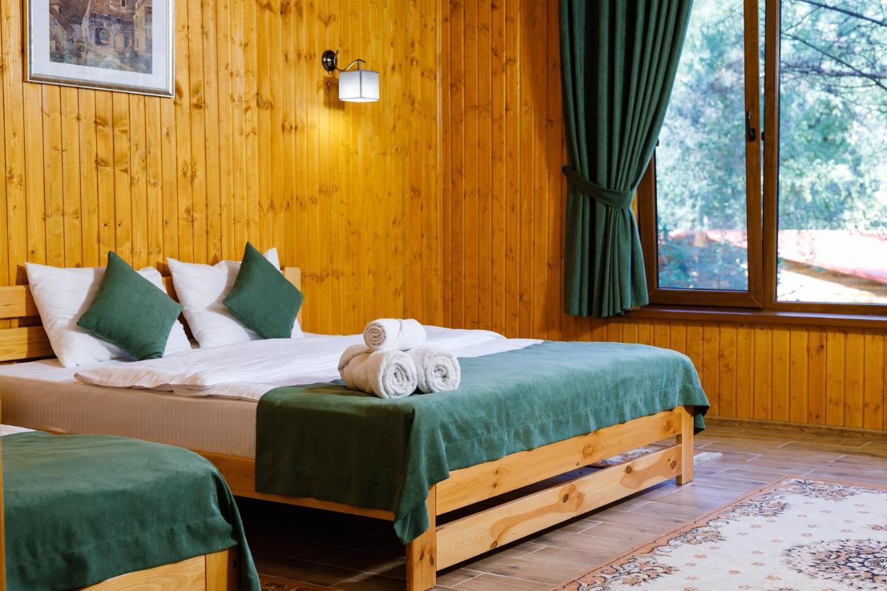 Sky Land Camping & Resort Cricova Esterno foto