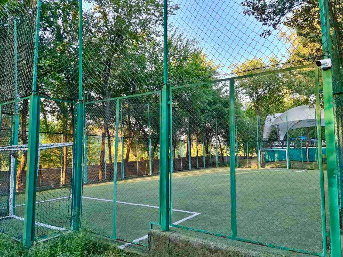 Sky Land Camping & Resort Cricova Esterno foto