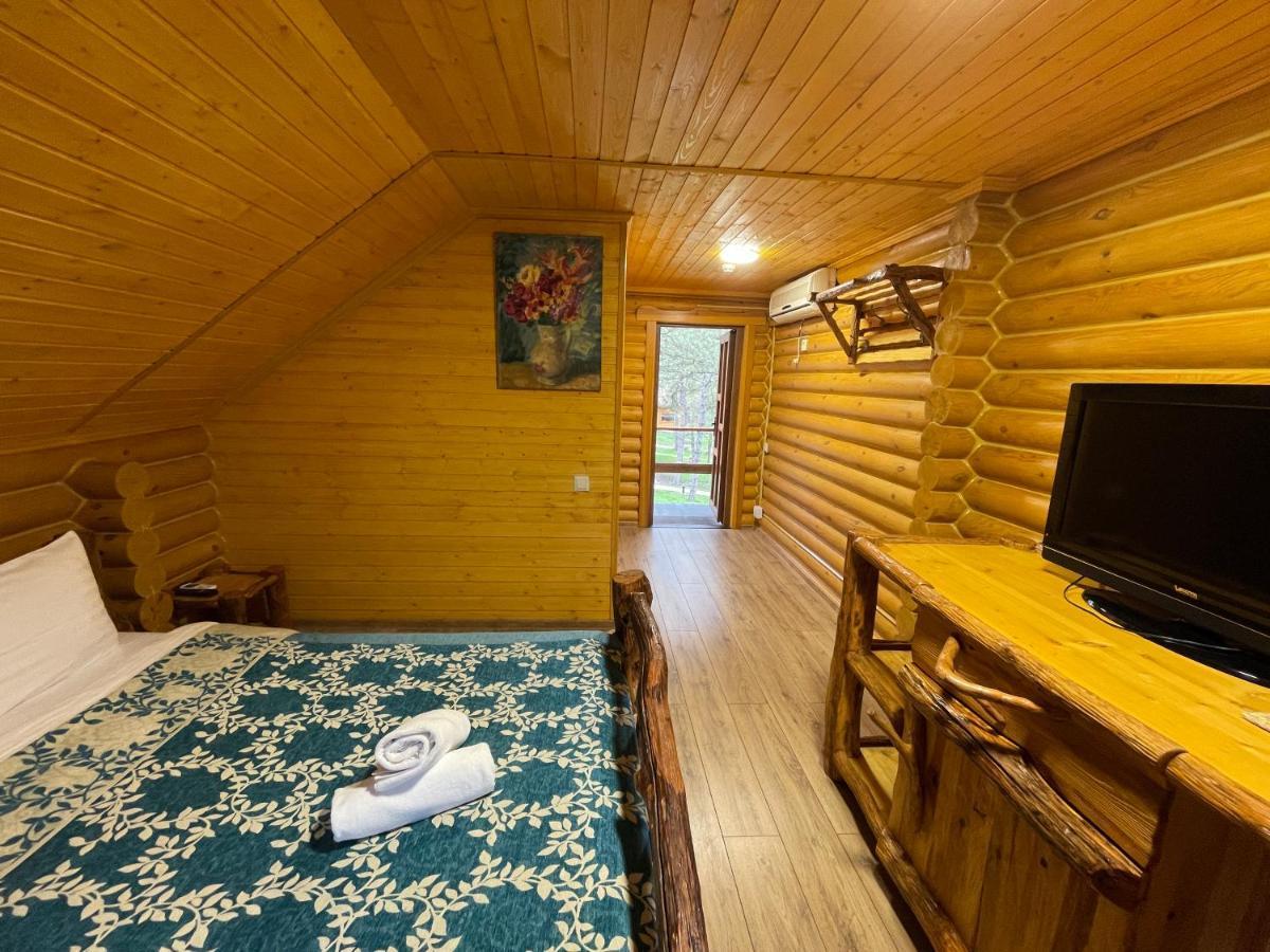 Sky Land Camping & Resort Cricova Esterno foto
